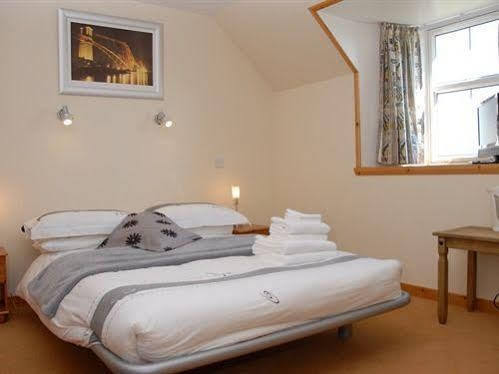 Holm  The Inn Guest House מראה חיצוני תמונה